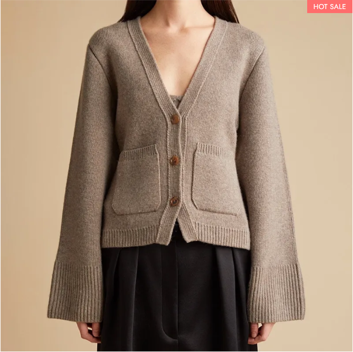 DEEP V-NECK CARDIGAN（🔥Buy 2 Automatic 10% Off & Free Shipping🔥）