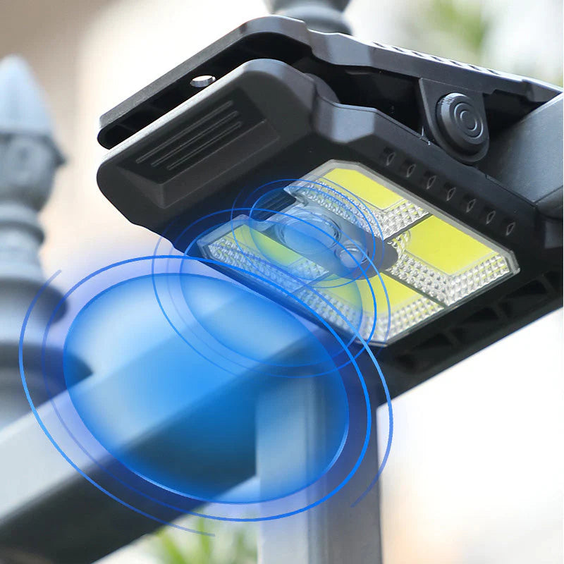 🌿 Solar clip light with motion sensor – 🔥Buy 2 now, get 1 free! Perfect for gardens, balconies, and patios! 🏡✨